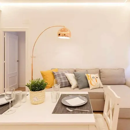 Vivienda Turistica Reformada Con Encanto